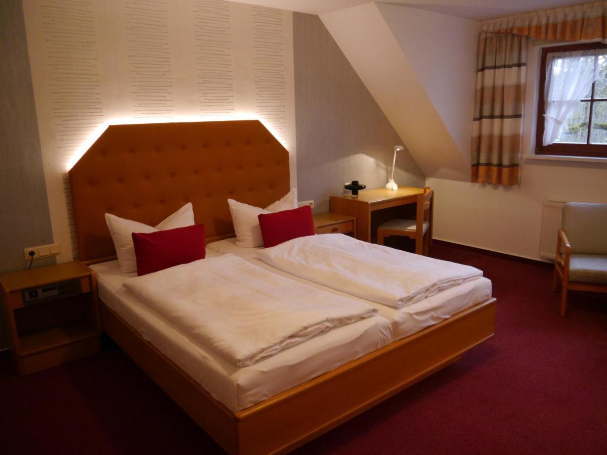 Hotel & Restaurant Lengefelder Warte Anrode Bagian luar foto